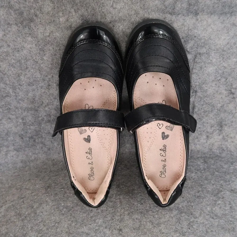 Olive & Edie Shoes Girls 1 Mary Jane Francis Classic Black Adjustable Strap Flat